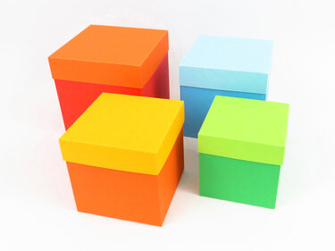 Würfel-Schachteln in vier Größen (7-10 cm³) – Bastelanleitung und Vorlagen