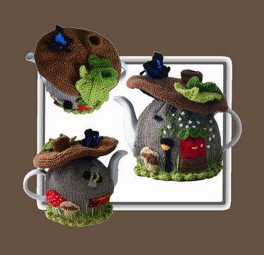 Brown Mushroom Tea Cosy - Knitting