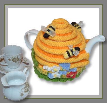 Bee Hive Tea Cosy - Knitting