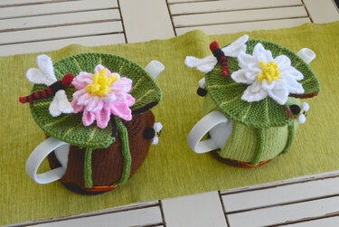 Water Lily & Dragonfly Tea Cozy - Knitting