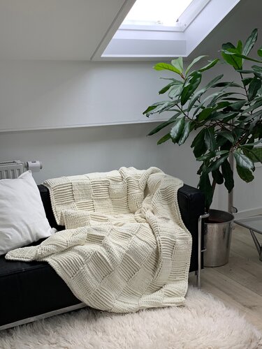 Häkelanleitung "Tages-/Kuscheldecke" von OttiBerlin