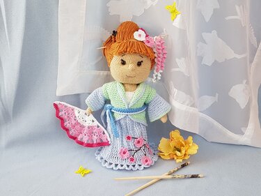 Häkelanleitung, Kiomi das Kirschblütenmädchen