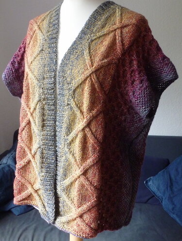 Rustica - Weste aus zwei Farbverlaufsbobbeln - Stricken