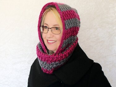 Häkelanleitung Kapuzenschal, Kapuzenloop, Hoodie, Scoodie Eventyr