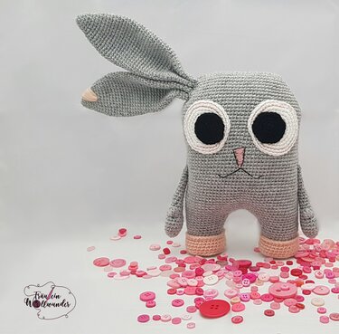 Häkelanleitung > Kuschelbuddie No.1 Hase Holly <