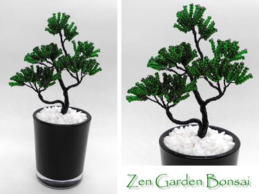 Handgefertigter Bonsai aus grünen Rocailles-Perlen und schwarzem Draht in einem schwarzen Topf mit weißen Ziersteinen