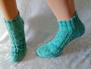 Sockenmuster ausbreiten 56 bis 72 Maschen - Stricken