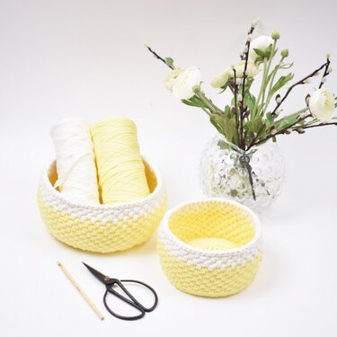 Ribbon Easterbaskets - Crochet