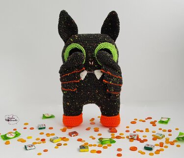 Häkelanleitung > Kuschelbuddie No.7 Fledermaus Freddi <