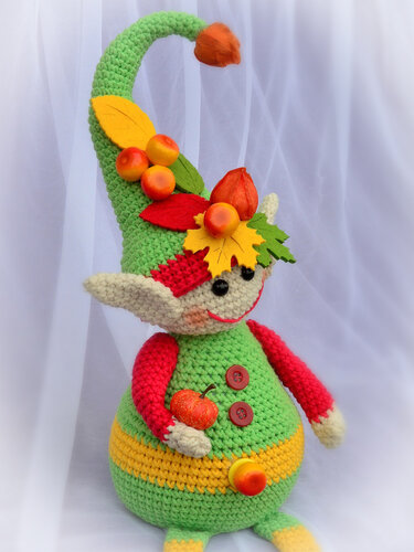 XL Herbstelf oder Weihnachtswichtel Kantenhocker groß und klein - Häkeln