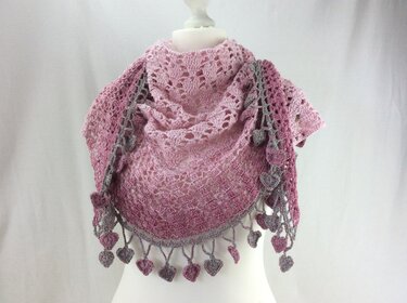 Häkelanleitung Tuch "Magnolienherz"