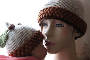 Acorn Baby Hat Crochet Pattern