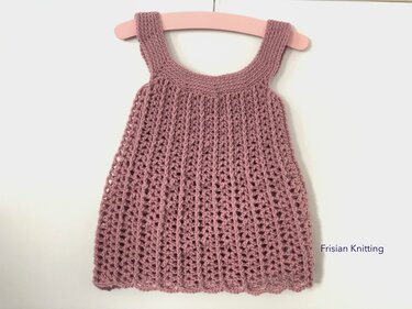 Crochet Baby dress Carola