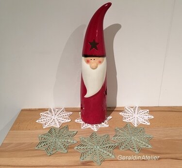 Deko / Untersetzer " Kleine Schneeflocken " - Häkeln