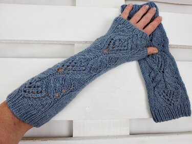 Strickanleitung Handstulpen "Avalon"
