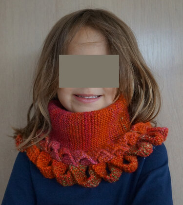 Loop Phoenix - Knitting