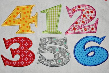 Stickdatei Zahlen in 3 Größen - Sticken