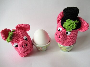 Häkelanleitung Eierwärmer Glücksschweinchen