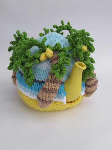 Palm Tree Beach Tea Cosy - Knitting