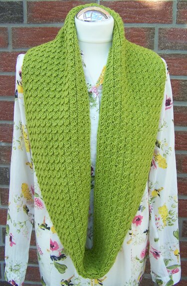 Strickanleitung für Loopschal "Maiglöckchen"