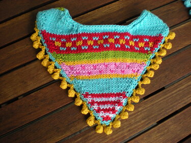 Baby Bib - Neckerchief - Knitting pattern - Bandana