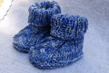 Gestrickte Babyschuhe - Booties - Stricken