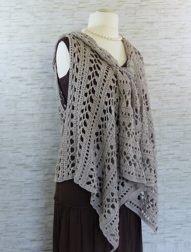 "LaGilet" gehäkelte Zipfelweste / Jacke - Easy & schnell - Bild 7