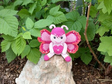 Häkelanleitung Glücksbringer Schmetterling "Yara"