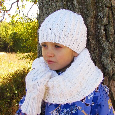 Hat knitting pattern, size for toddler, child, adult.