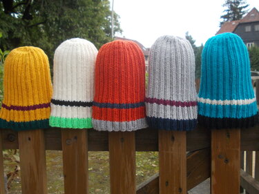 Mütze im Rippenmuster - Stricken