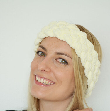 geflochtenes Samt-Stirnband Häkelanleitung - Bild 2