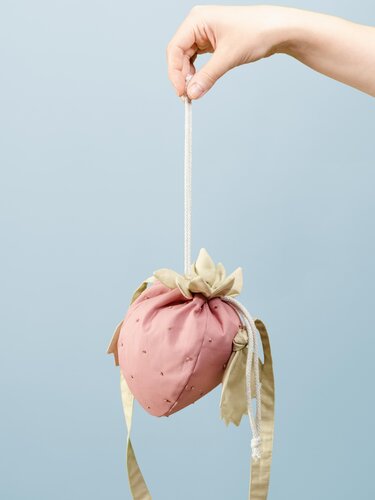 Strawberry Bag Sewing Pattern for Kids: Easy Step-by-Step Instructions