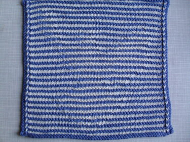 Friedenstaube in Schattenstricktechnik - Stricken