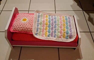 Doll blanket - Crochet