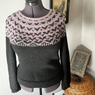 Bats Sweater - Knitting