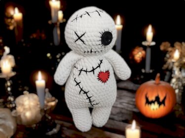 Häkelanleitung für eine Voodoo-Puppe – PDF-Datei zum Selbermachen