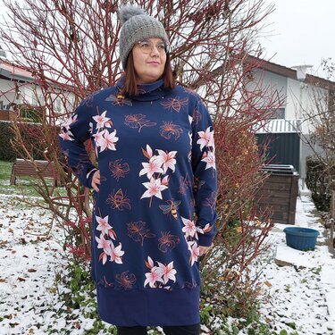 Sannys Hoodie Dress - Size 32-64 - E-Book and Instructions - Sewing