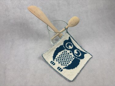 Potholder Owl Eugen – Double Knitting Instructions