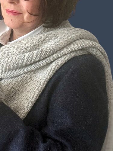 Strickanleitung „Somera“ – Schal, Tuch & Stola in einem - Stricken