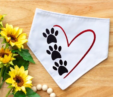 Stickdatei 3 Hundepfoten und Herz in 6 Größen, Maschinenstickdatei - Sticken