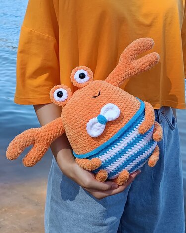 Crochet Crab pattern. Crochet plushie pattern. Amigurumi crab. Stuffed toys