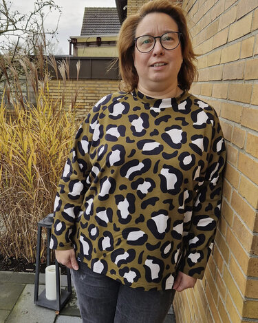 PULLOVER "FRU RUNA" - Schnittmuster und Anleitung - Nähen