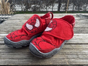 Nähanleitung Tüddeldüüß - Kinder Barfußschuhe mit Klettverschluss