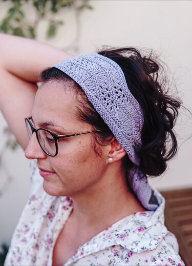 Lunas tiny WaveScarf | knitting pattern | miniscarf, knitted scarf