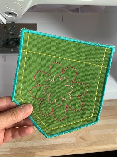 Tasche dran* - Redwork  Stickdatei 13x18 gestickte Hosentasche Applikation - Sticken