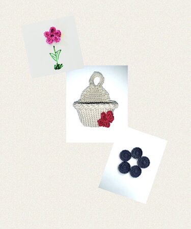 Gehäkelter Mini-Korb in Beige mit pinker Blüte, dazu eine einzelne pinke Häkelblüte und fünf dunkelgraue runde Häkelmotive.