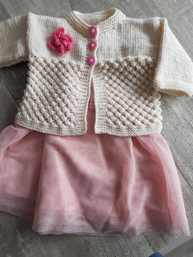 Strickanleitung Babyjacke im Brombeermuster Größe 62/68!