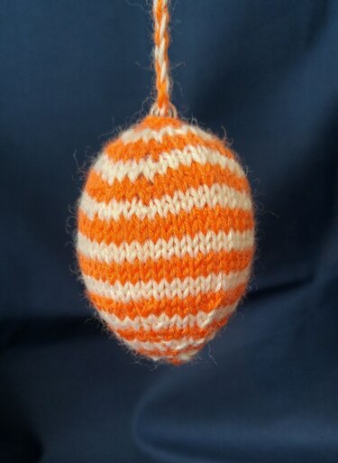 Anleitung: Ringelstreifen-Osterei - Stricken