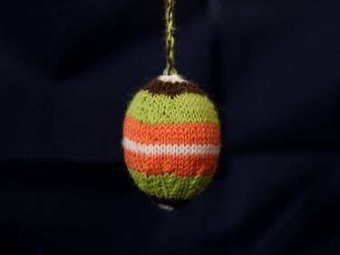 Anleitung: Blockstreifen-Osterei - Stricken