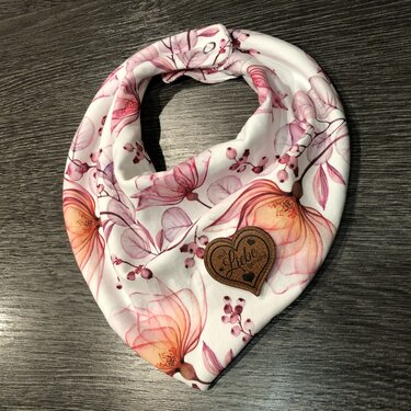 lovely triangle Schnittmuster Halstuch - Nähen